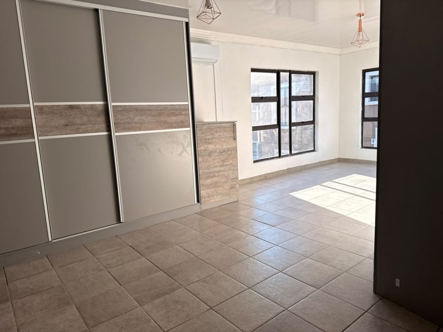 5 Bedroom Property for Sale in Waterkloof North West